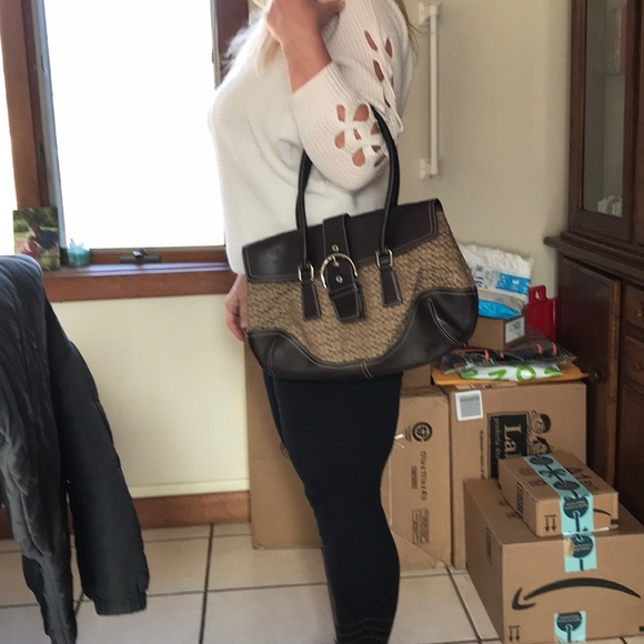 Coach Signature Tote - Picture 2 of 6